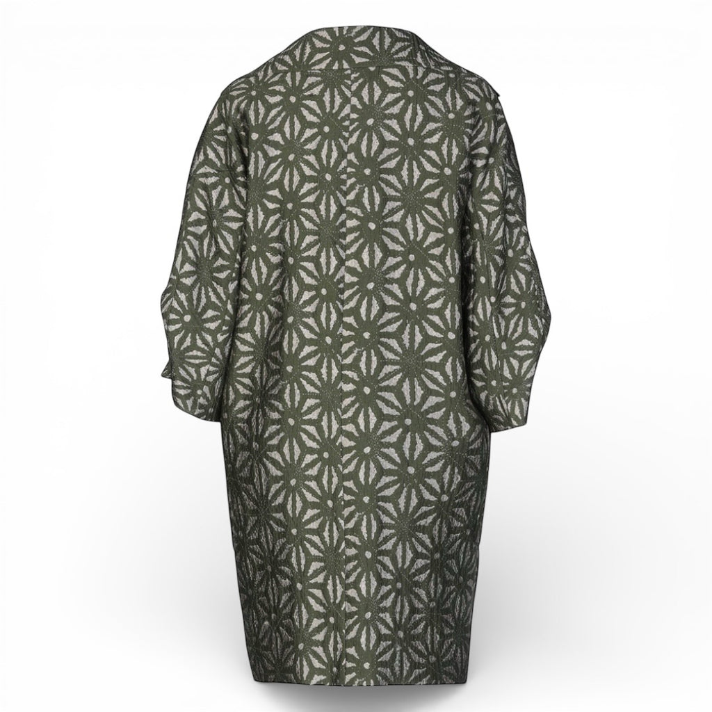 Brian Dales Coat The Cotswolds Daughter
oversized Italian woven coat women
Brian Dales oversized coat
statement woven coat women