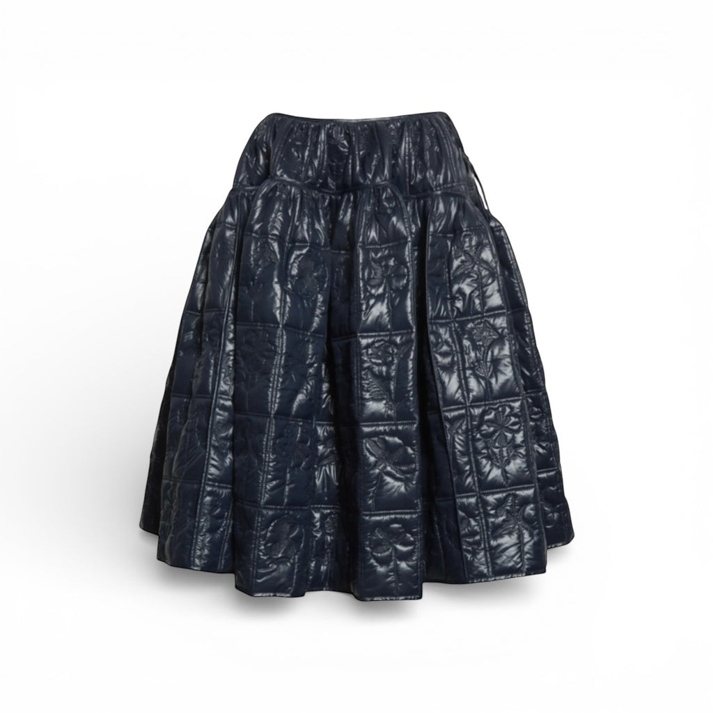 Cecilie Bahnsen Floral Quilted Skirt The Cotswolds Daughter
grey designer A-line skirt women
Cecilie Bahnsen camellia inspired skirt
luxury floral quilted skirt editorial style