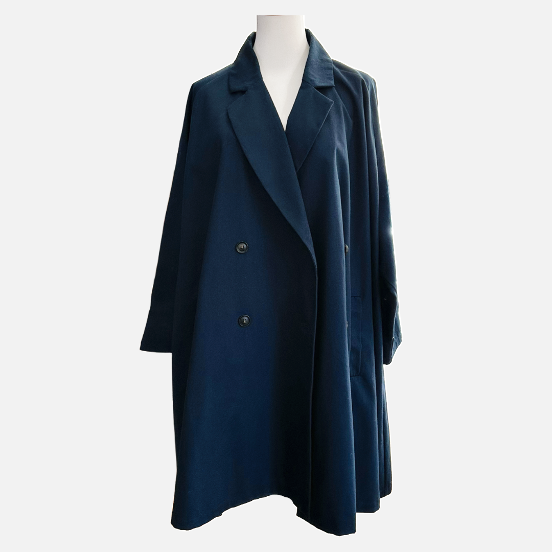 Harris Wharf London wool felt coat The Cotswolds Daughter
pale blue virgin wool coat women
Harris Wharf designer coat editorial style
luxury pale blue wool coat women