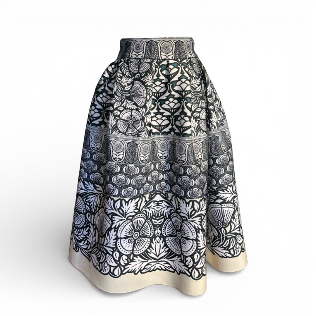 Maje neoprene skirt The Cotswolds Daughter
rare Paris designer skirt women
structured neoprene skirt women
editorial Maje skirt styling