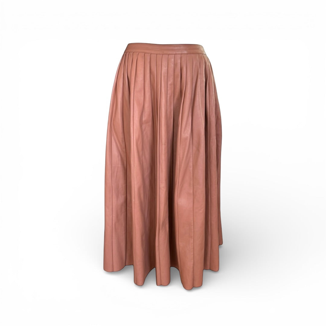 Paul Smith leather skirt The Cotswolds Daughter
tan pleated leather skirt women
designer leather skirt Paul Smith
soft tan leather skirt editorial style