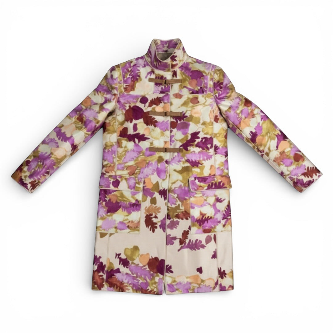 Prada 1999 watercolour duffle coat The Cotswolds Daughter
rare silk Prada coat women
archival Prada 1999 coat
Vogue 1999 Prada coat