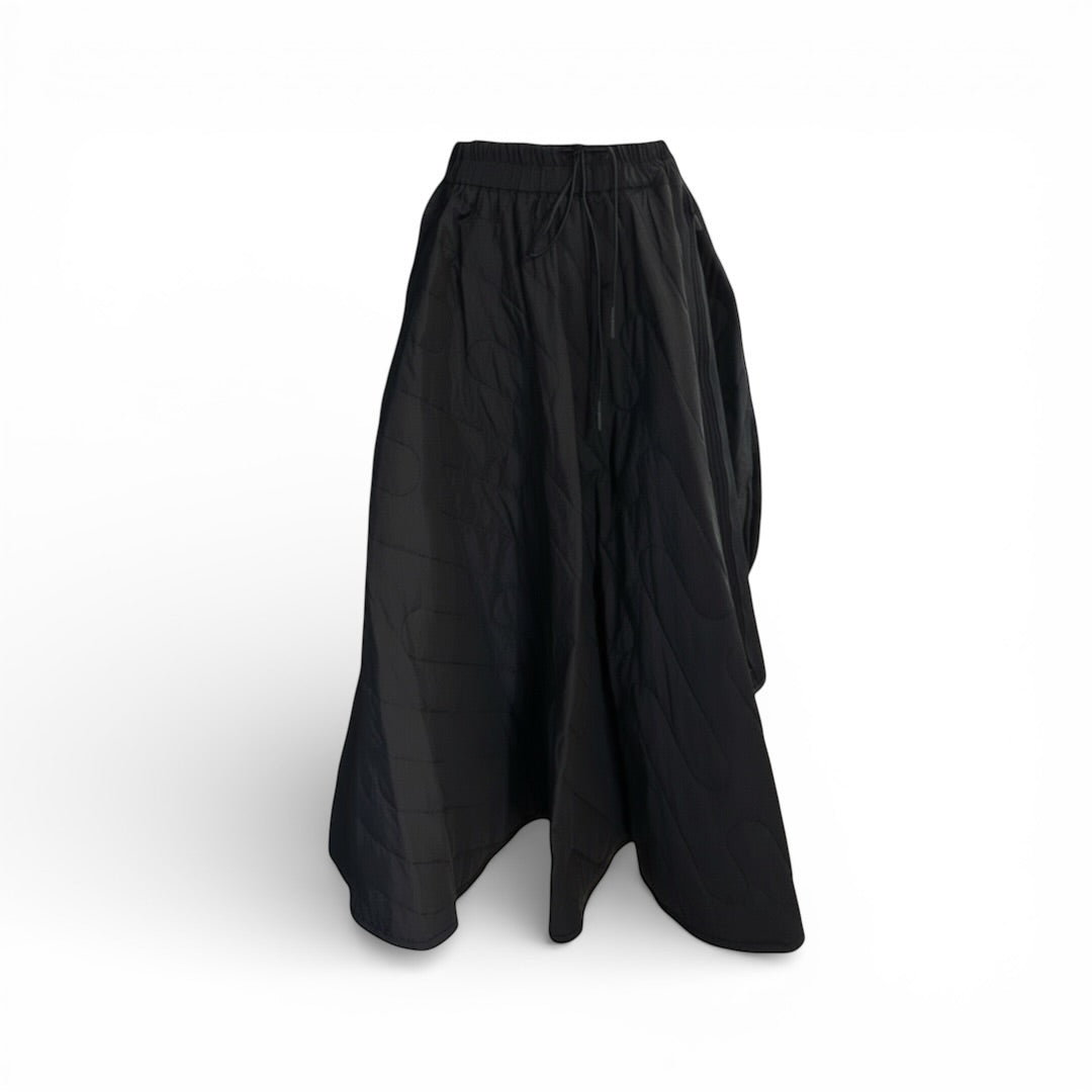 Y3 padded asymmetric skirt The Cotswolds Daughter
designer asymmetric skirt women
padded Y3 statement skirt
urban fashion skirt women